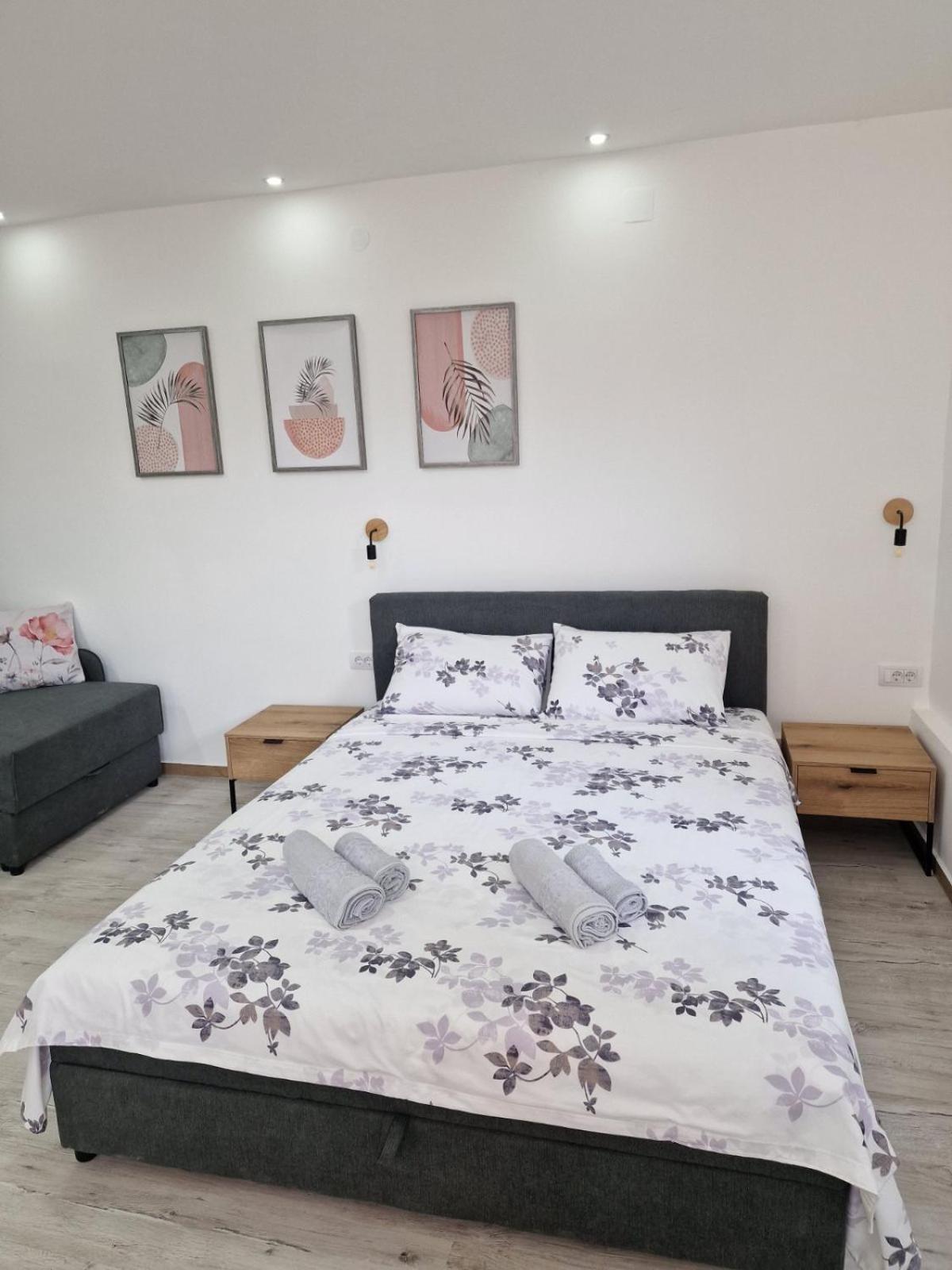 לסקובץ Zed Apartmani Leskovac מראה חיצוני תמונה